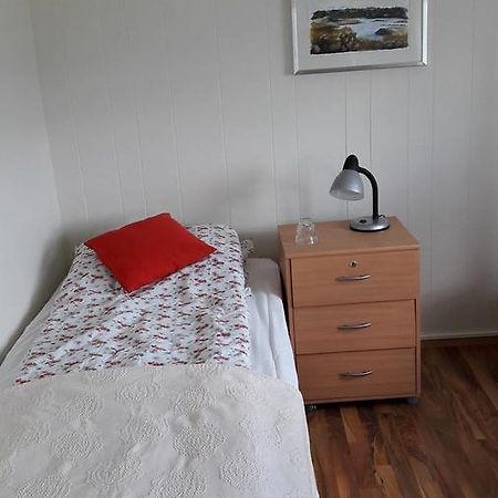 Bed and Breakfast Glaesibaer Reynistadur Exterior foto