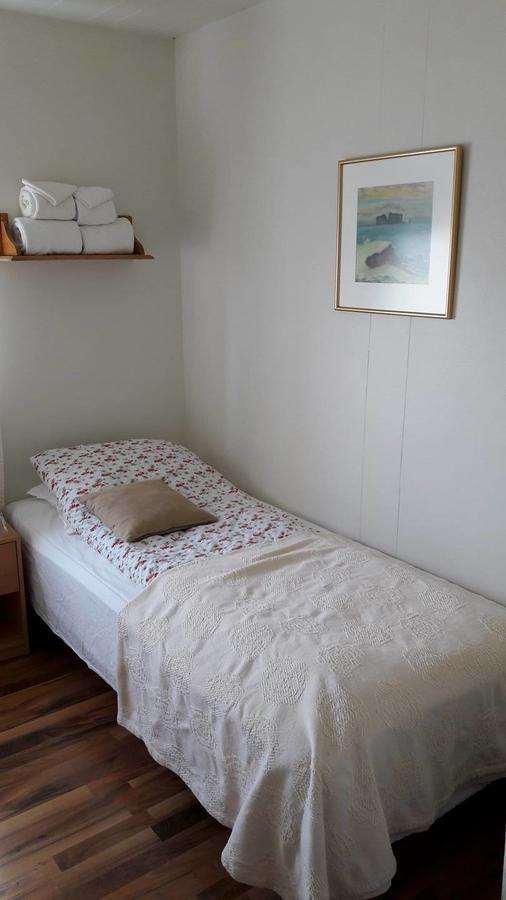 Bed and Breakfast Glaesibaer Reynistadur Exterior foto